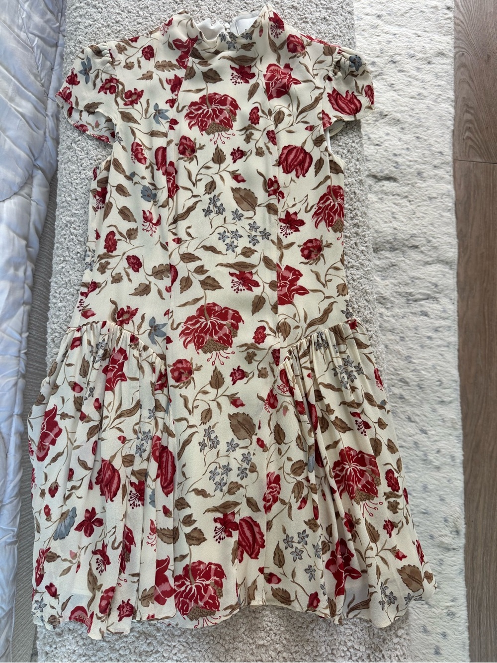 Reformation Cream Floral Short Sleeve Tiered Dress with Red Roses - Picture 2 of 2